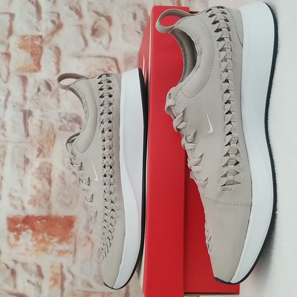 New Nike Dualtone Racer Woven Sneakers - Picture 5 of 9